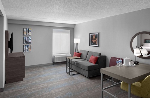 Gateway District Hotel | Hampton Inn Cleveland-Downtown