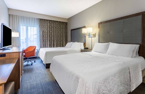 Eau Claire Hotel | Hampton Inn Eau Claire