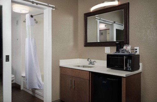 Hanover Hotel | Hampton Inn Hanover