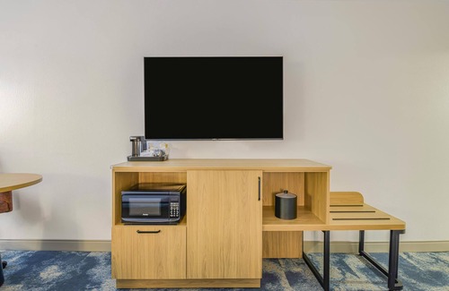 Huntsville Hotel | Hampton Inn Huntsville-Arsenal/South Pkway