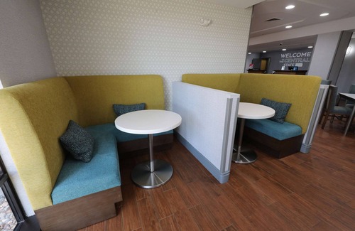 Hutchinson Hotel | Hampton Inn Hutchinson