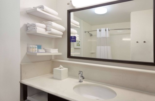 Lawrenceville Hotel | Hampton Inn Lawrenceville