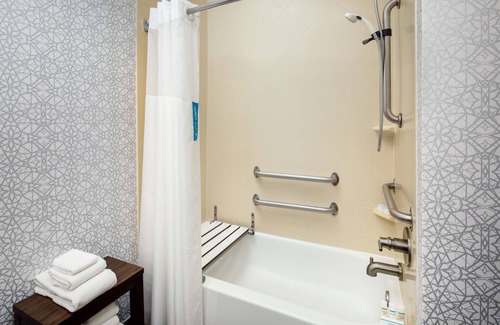Beaumont Residential Hotel | Hampton Inn Lexington South-Keeneland/Airport