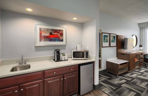 Buechel Hotel | Hampton Inn Louisville - Northeast