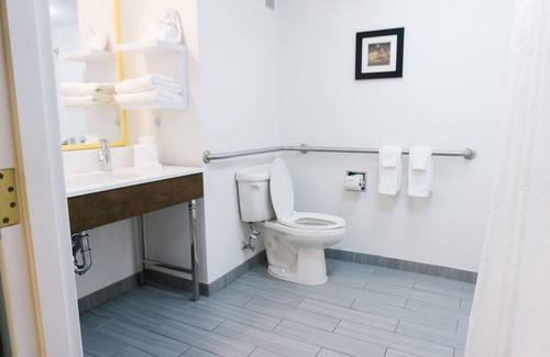 Metairie Hotel | Hampton Inn Metairie