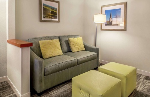 Woodbury Hotel | Hampton Inn Minneapolis/St. Paul-Woodbury