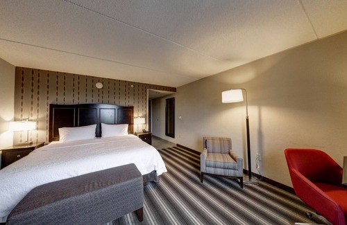 Neptune City Hotel | Hampton Inn Neptune/Wall