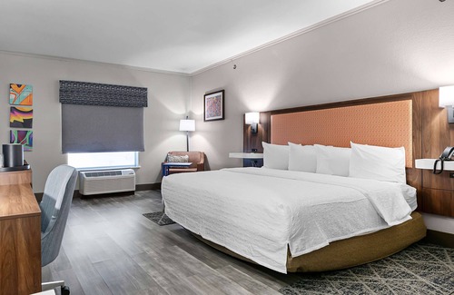 Seguin Hotel | Hampton Inn Seguin