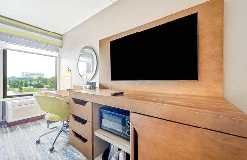 Maryland Heights Hotel | Hampton Inn St. Louis/Westport