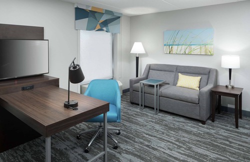 Panama City Beach Hotel | Hampton Inn & Suites Panama City Beach-Pier Park Area