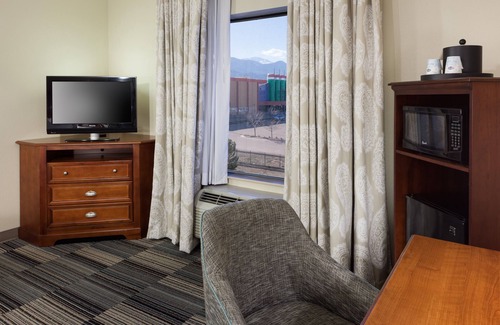 Southwest Colorado Springs Hotel | Hampton Inn & Suites Colorado Springs/I-25 South