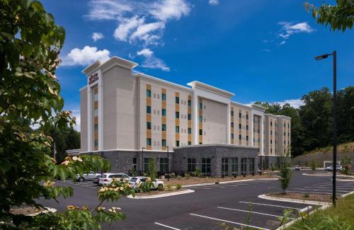 Asheville Hotel | Hampton Inn & Suites-Asheville Biltmore Village, NC