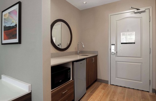 Billings Hotel | Hampton Inn & Suites Billings West I-90