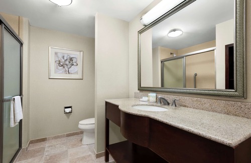 Brunswick Hotel | Hampton Inn & Suites Brunswick