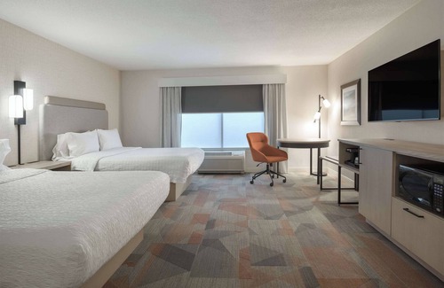 Moncton Hotel | Hampton Inn & Suites by Hilton Moncton