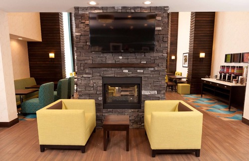 Regina Hotel | Hampton Inn & Suites by Hilton Regina East Gate