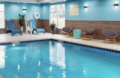 Chico Hotel | Hampton Inn & Suites Chico