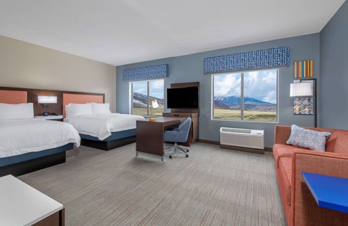 Cody Hotel | Hampton Inn & Suites Cody