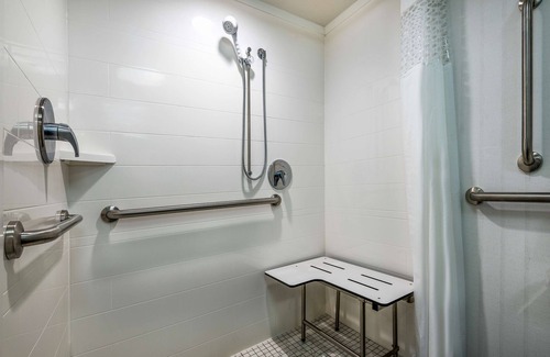 Florence Hotel | Hampton Inn & Suites Florence Center