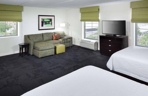 Gainesville Hotel | Hampton Inn & Suites Gainesville-Downtown