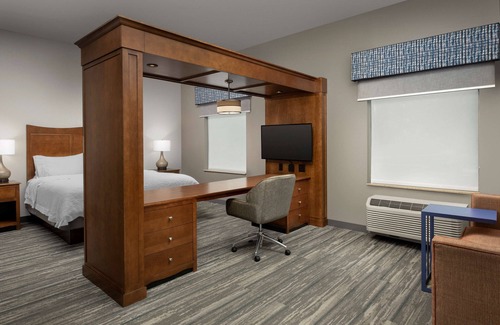 Holly Springs Hotel | Hampton Inn & Suites Holly Springs
