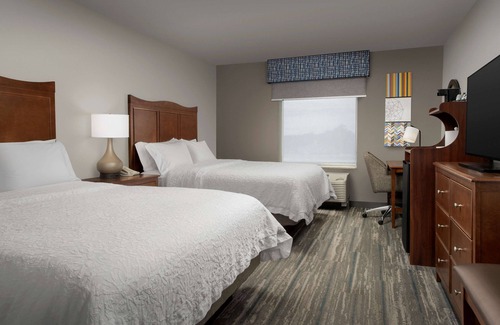 Holly Springs Hotel | Hampton Inn & Suites Holly Springs