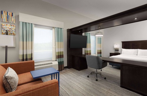 Huntsville Hotel | Hampton Inn & Suites Huntsville/Research Park Area