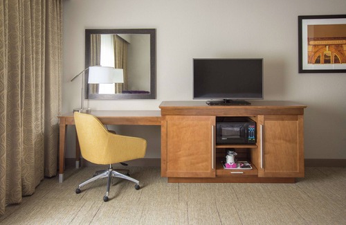 Knoxville Hotel | Hampton Inn & Suites Knoxville Papermill Drive
