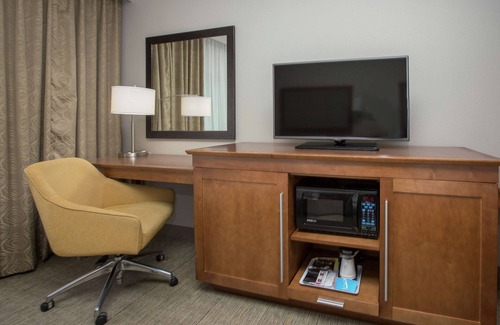 Knoxville Hotel | Hampton Inn & Suites Knoxville Papermill Drive