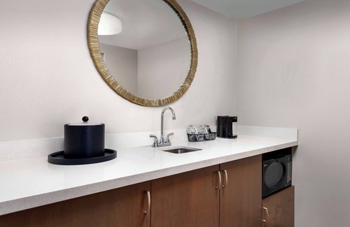 Lake Mary Hotel | Hampton Inn & Suites Lake Mary At Colonial Townpark