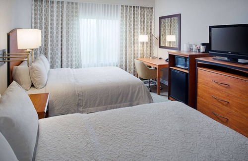 Lancaster Hotel | Hampton Inn & Suites Lancaster