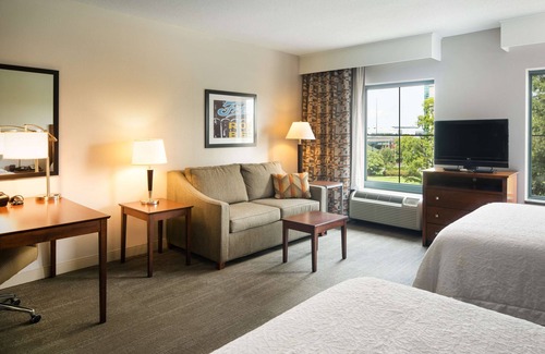 Downtown Little Rock Hotel | Hampton Inn & Suites Little Rock-Downtown
