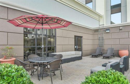 Macon Hotel | Hampton Inn & Suites Macon I-75 North