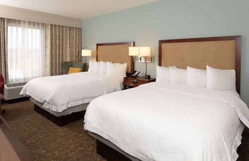 Green Hills Hotel | Hampton Inn & Suites Nashville-Green Hills