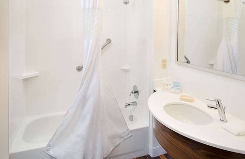 Palmdale Hotel | Hampton Inn & Suites Palmdale
