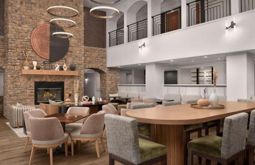 Paso Robles Hotel | Hampton Inn & Suites Paso Robles