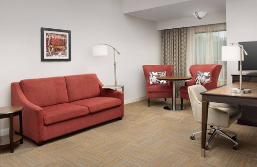 Tempe Hotel | Hampton Inn & Suites Phoenix Tempe