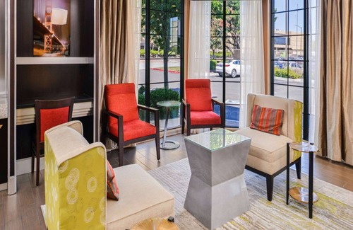 Burlingame Hotel | Hampton Inn & Suites San Francisco-Burlingame-Airport South