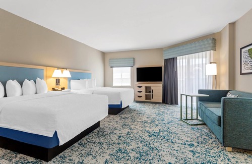St. Petersburg Hotel | Hampton Inn & Suites St. Petersburg/Downtown