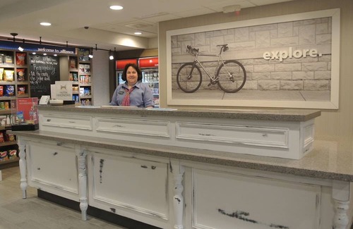 Alliance Hotel | Hampton Inn & Suites-Alliance, OH