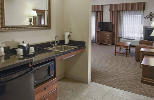 Canfield Hotel | Hampton Inn & Suites Youngstown-Canfield