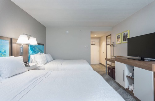 Bearss Plaza Hotel | Hampton Inn Tampa-Veterans Expwy (Airport North)