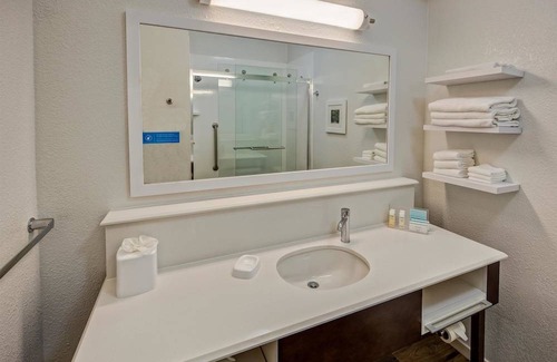 Port Wentworth Hotel | Hampton Inn Savannah-I-95 North