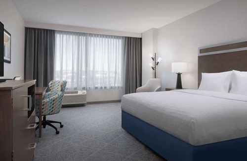 Brentwood Hotel | Hampton Inn Washington DC NoMa Union Station