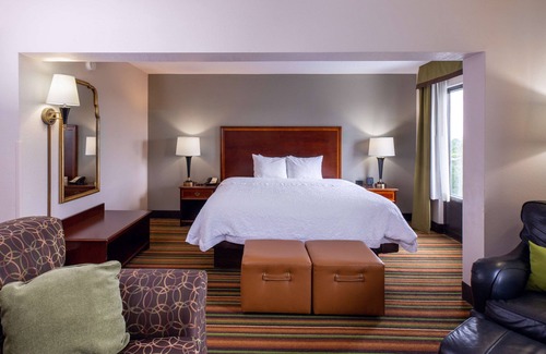 Winston - Salem Hotel | Hampton Inn Winston-Salem Hanes Mall
