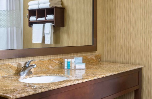 Zanesville Hotel | Hampton Inn Zanesville