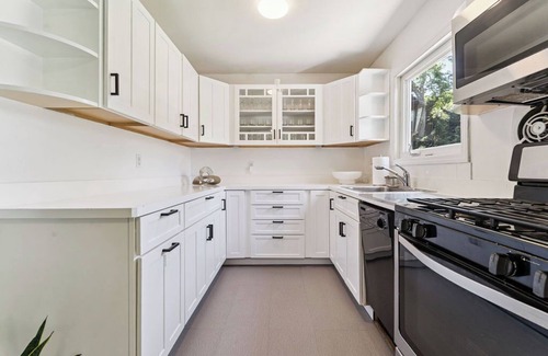 East Quogue House | Hamptons retreat with pool and spa only 10 min from beach