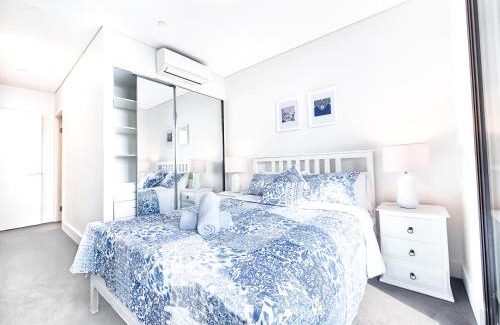 Sydney Olympic Park Apartment | Hamptons Style 2BR & kid room w view in Olympic Park