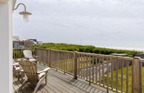 Wittering House | Hamptons Style Lux Beach house