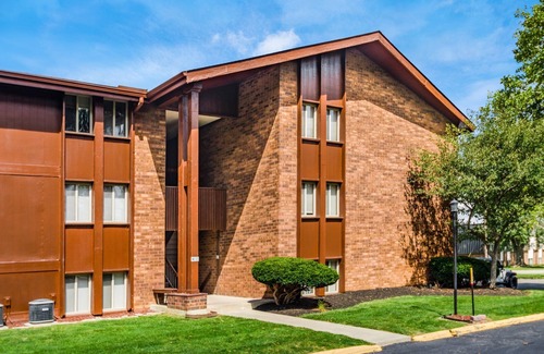 Knolls Thomas Apartment | Hancock Park Spacious 2beds w/free WiFi & parking